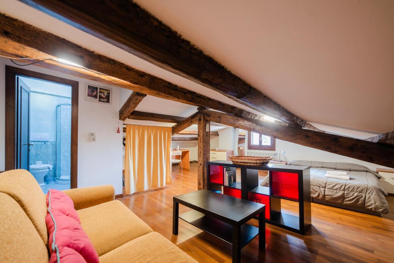 Petit Loft Apartment Венеция Екстериор снимка